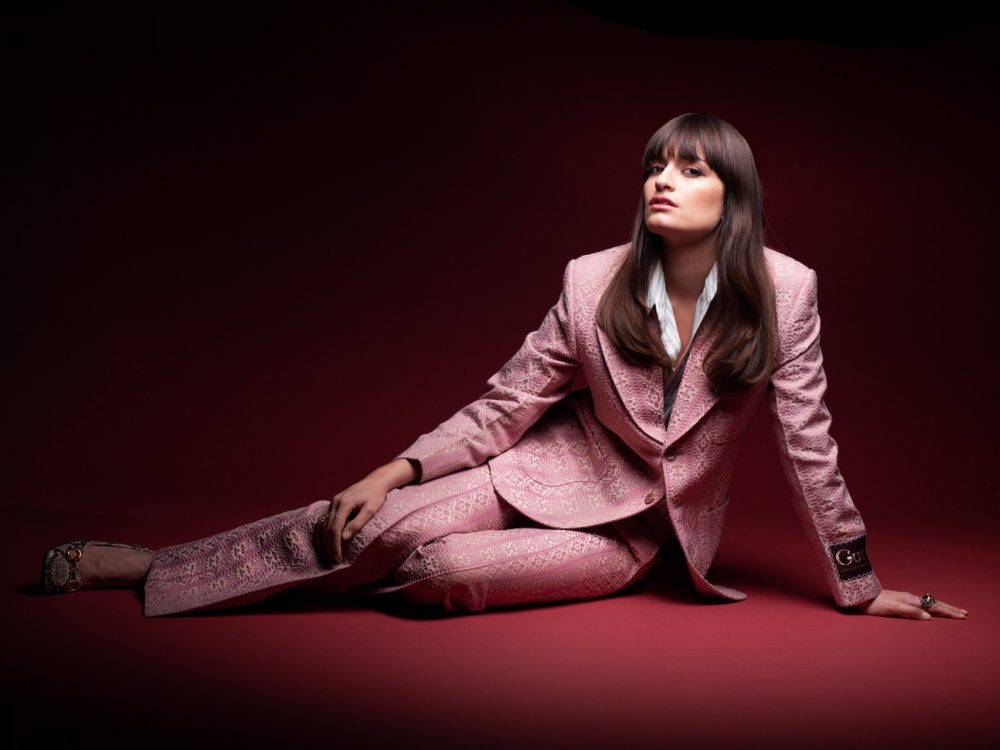 CLARA-LUCIANI-Celebrity-3