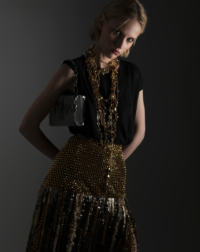 Fashion_Studio_Louis_Vuitton_French_N46_Arina-11